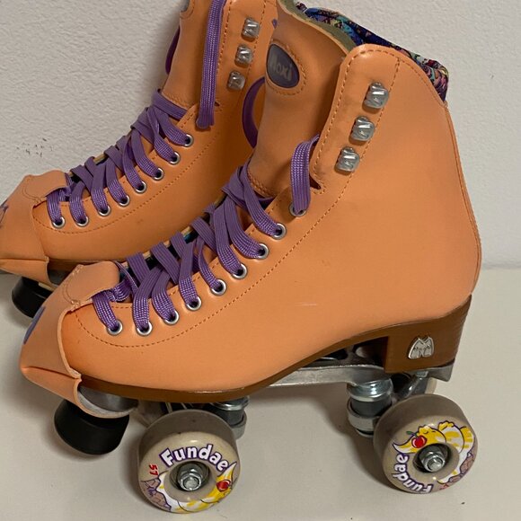 Moxi Womens Roller Skates "Bunny Peach" Pink Size 5 original box and skate bag - Picture 11 of 13